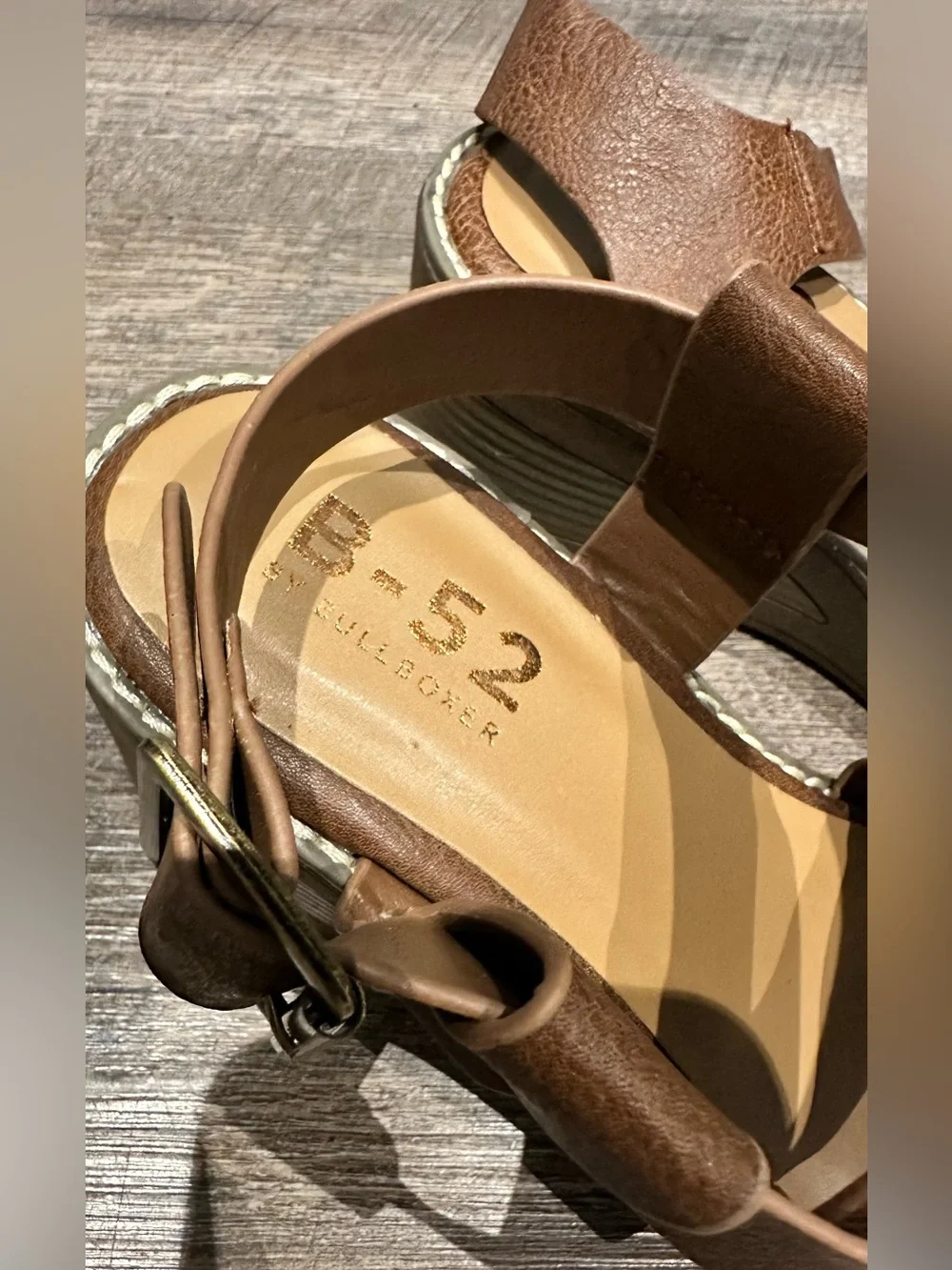 B-52 by Bullboxer Brown Leather Wedge Sandals Size 7